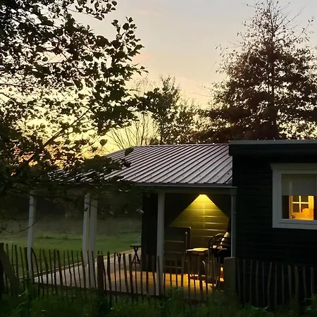 Luetje Nuest Mit Terrasse *